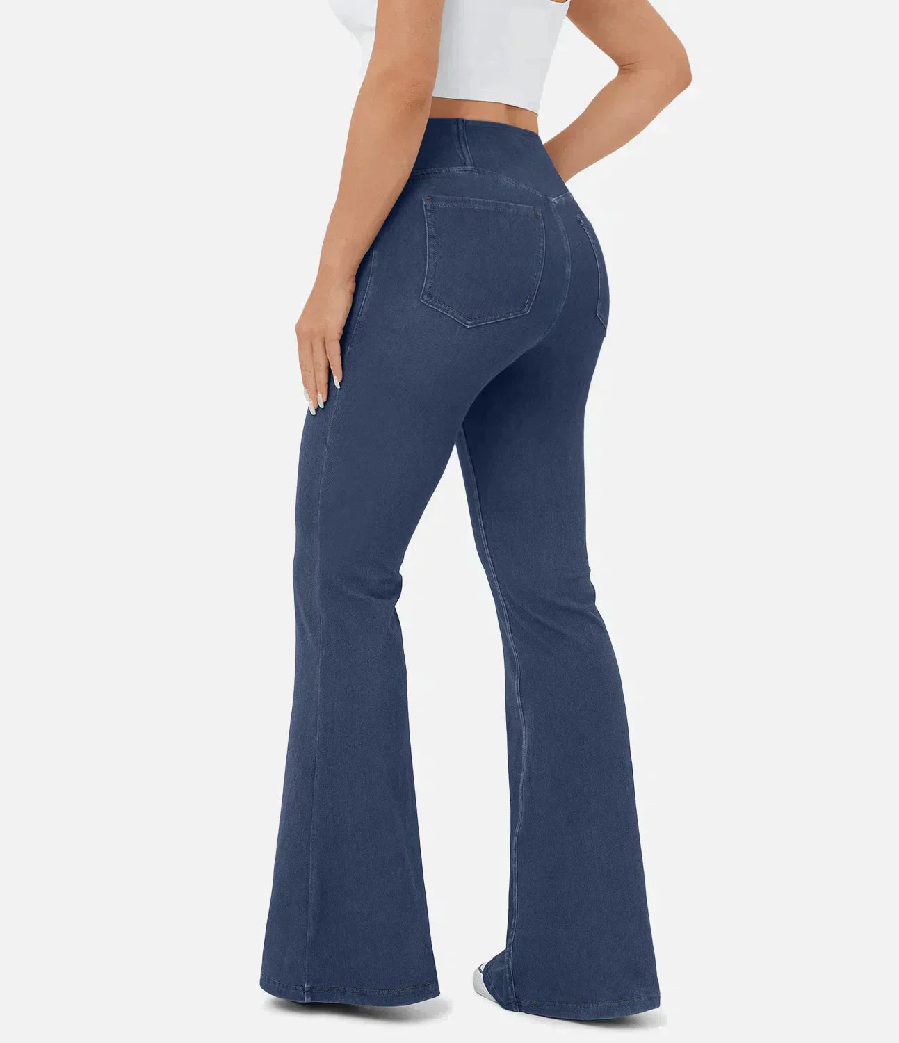 Juul | Stretchy, distressed denim 