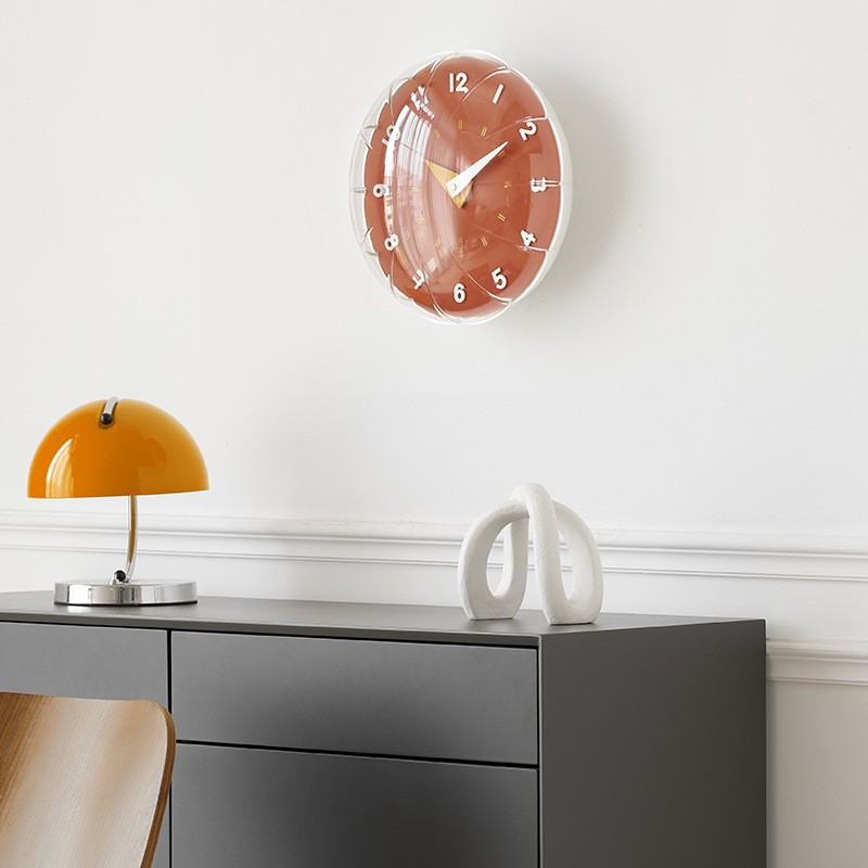 Bubbly Clock | Veggklokke til stuen i nordisk stil