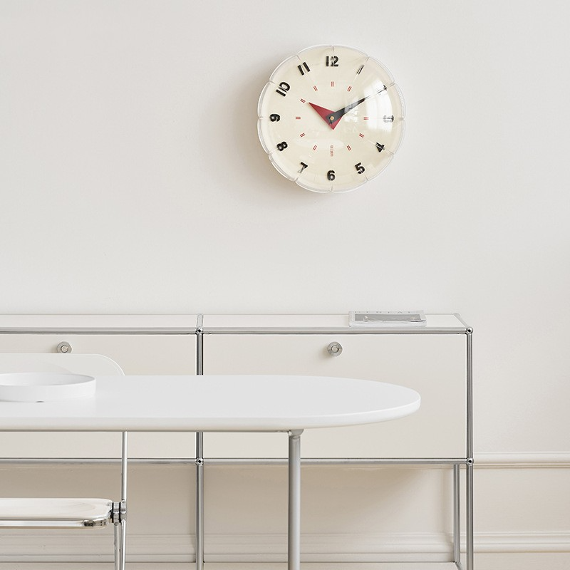 Bubbly Clock | Veggklokke til stuen i nordisk stil