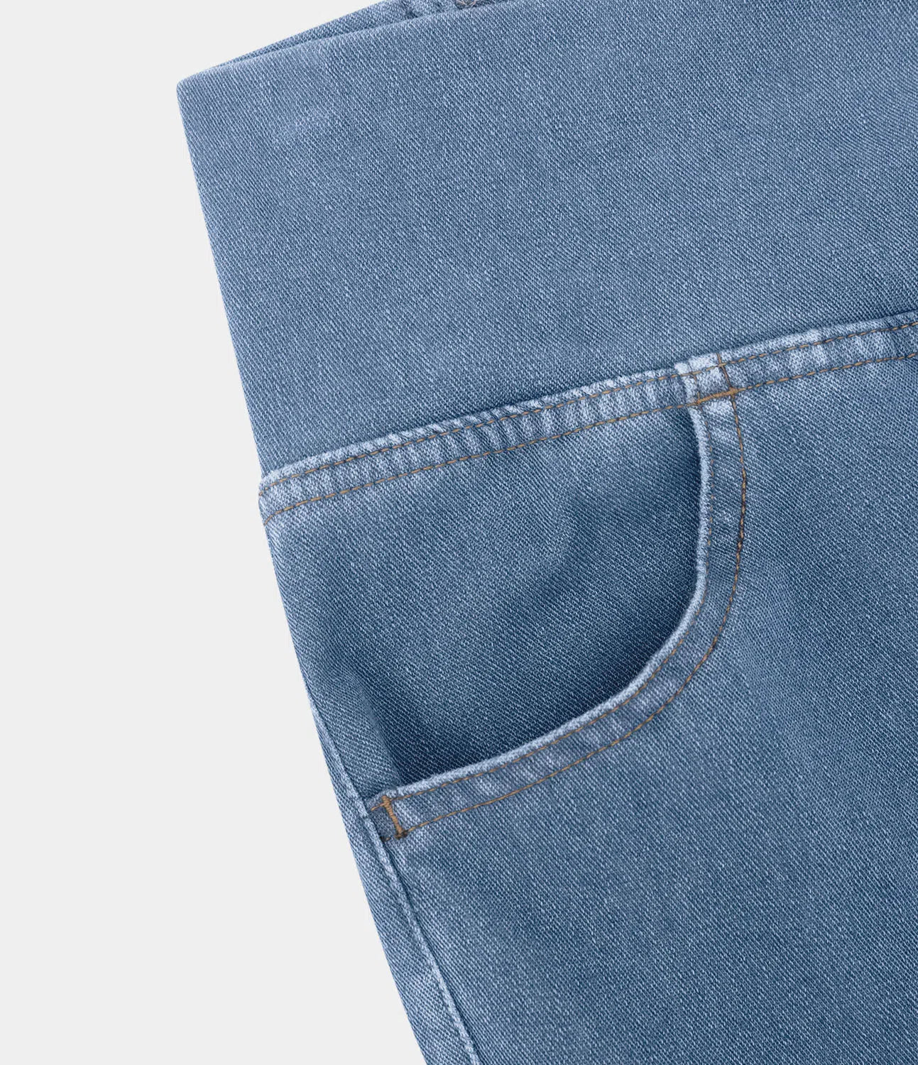 Juul | Elastisk, udslået denim