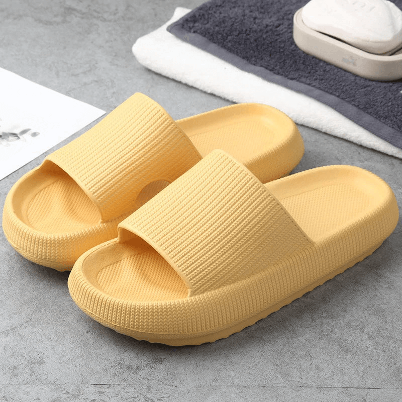 Molnigt | slip-on sandaler med tjock sula