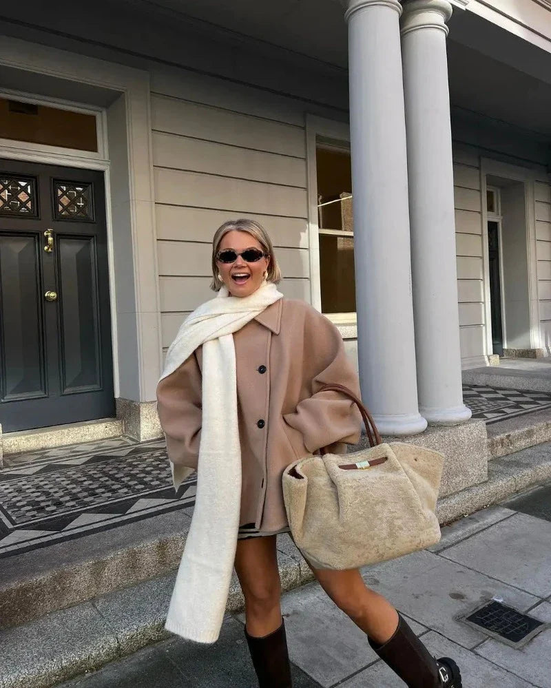 Jessie | Oversized kåpe i beige for kvinner