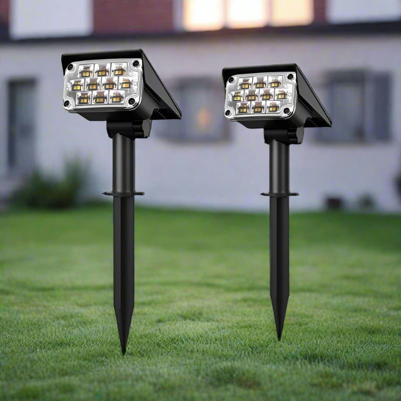 Deluxe Solar | Trådløse LED-solcelle-havespots